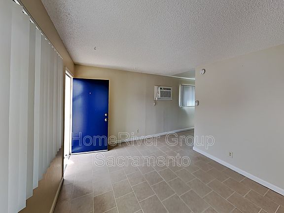 3rd image of 3121 Eastern Ave APT 14