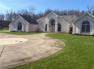 104 Angerer Rd, Canonsburg, PA 15317