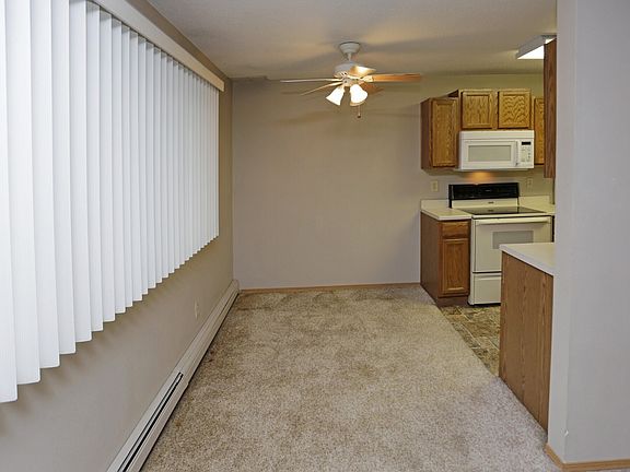 4th image of 3509-3601 S Willow Ave #1B-1Ba-600Sqft