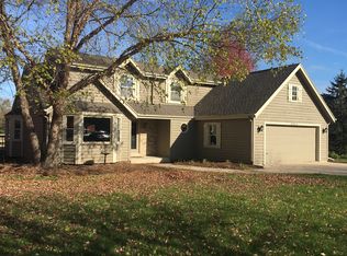 N64W34048 Bayview Rd, Oconomowoc, WI 53066