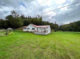 120 Pap Rd, Elkins, WV 26241