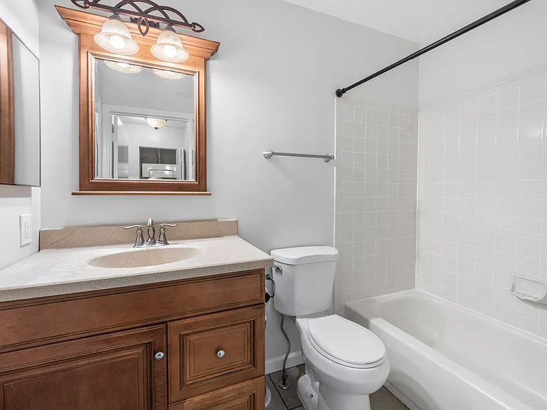 30 Bolton Ct — Photo 15