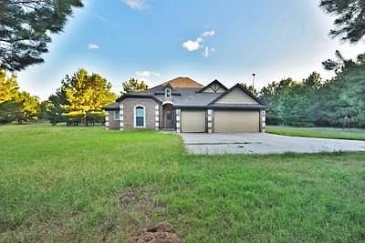 2nd image of 11702 Mary Ln