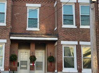 112 West St, Holyoke, MA 01040