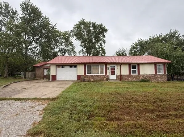608 Johnson St, Leitchfield, KY 42754