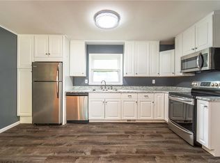 118 Ridgetop Rd, Wallingford, CT 06492