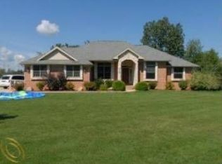 1833 Olympian Way, Howell, MI 48843