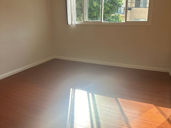 5th image of 3367-73 Overland Ave #7108