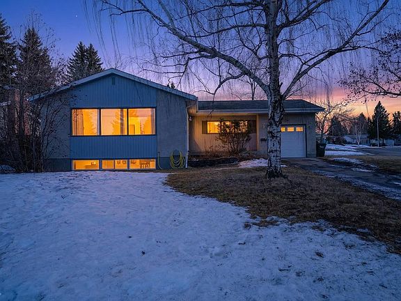 3rd image of 379 Conifer St