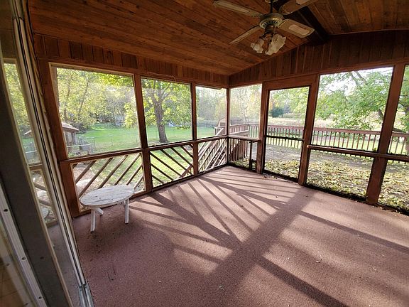 Screened in Porch
