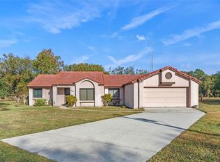 1042 E Myers Blvd, Mascotte, FL 34753