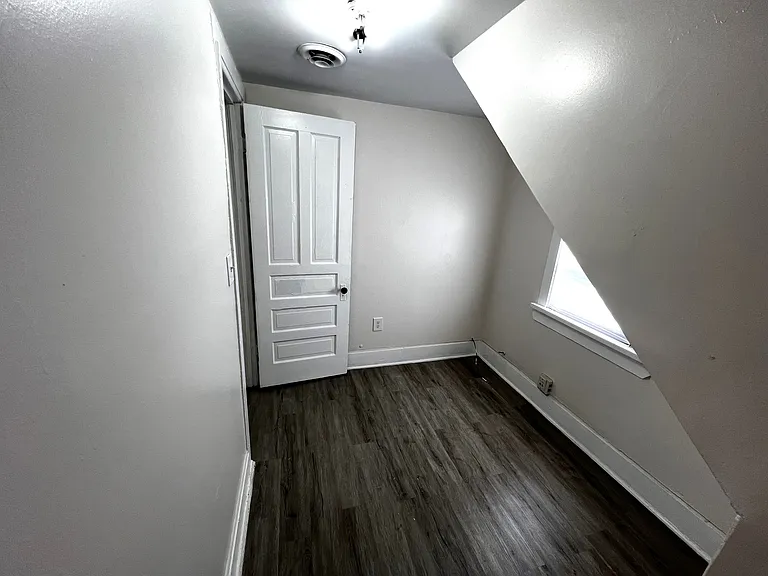 9613 S Ave N #2 — Photo 8