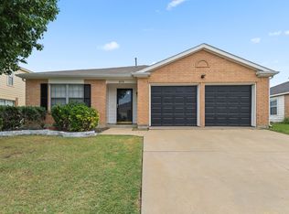 6718 Ambercrest Dr, Arlington, TX 76002