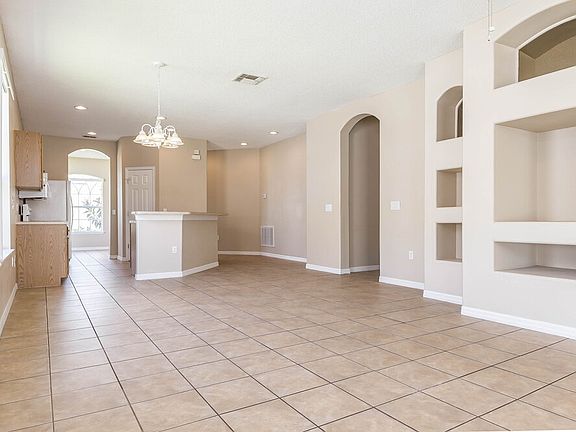 5th image of 1342 Sun Meadow Dr