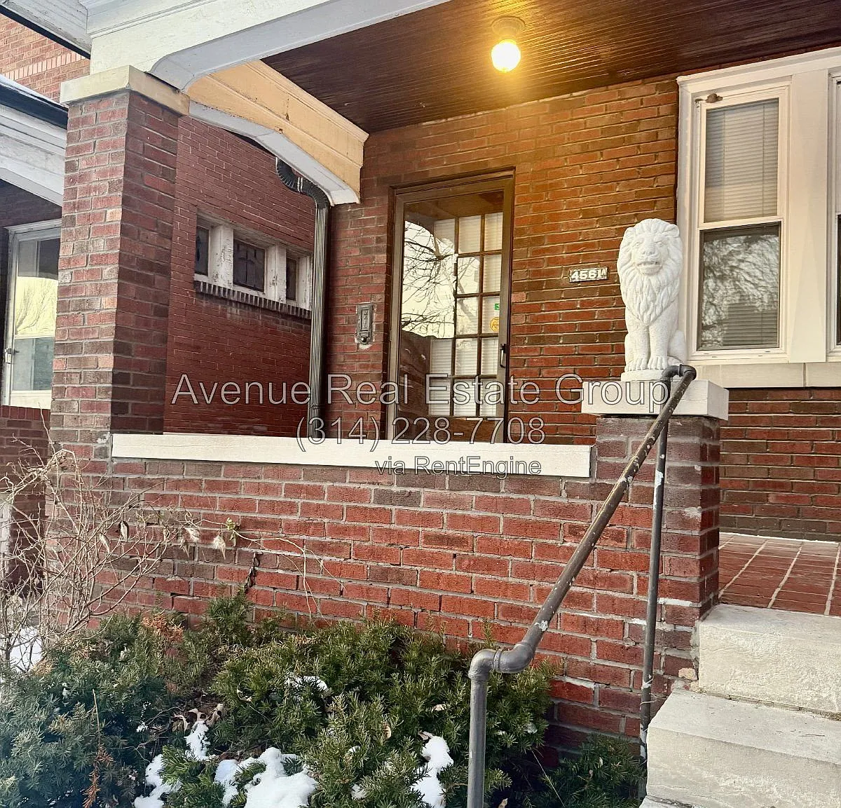 2 bed, 1.0 bath, 2159 sqft, $1,350 — Photo 2