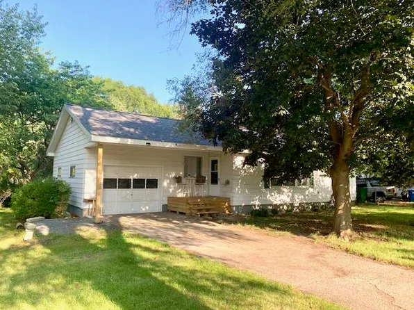 1176 N Gary St, Ludington, MI 49431