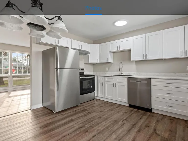 2924 Dennis Ln — Photo 1