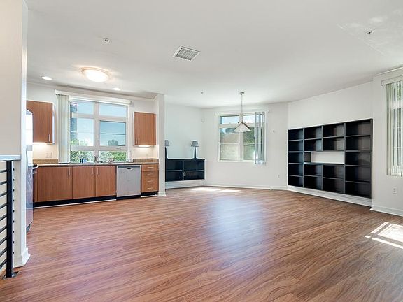 4th image of 1400 Broadway #1205