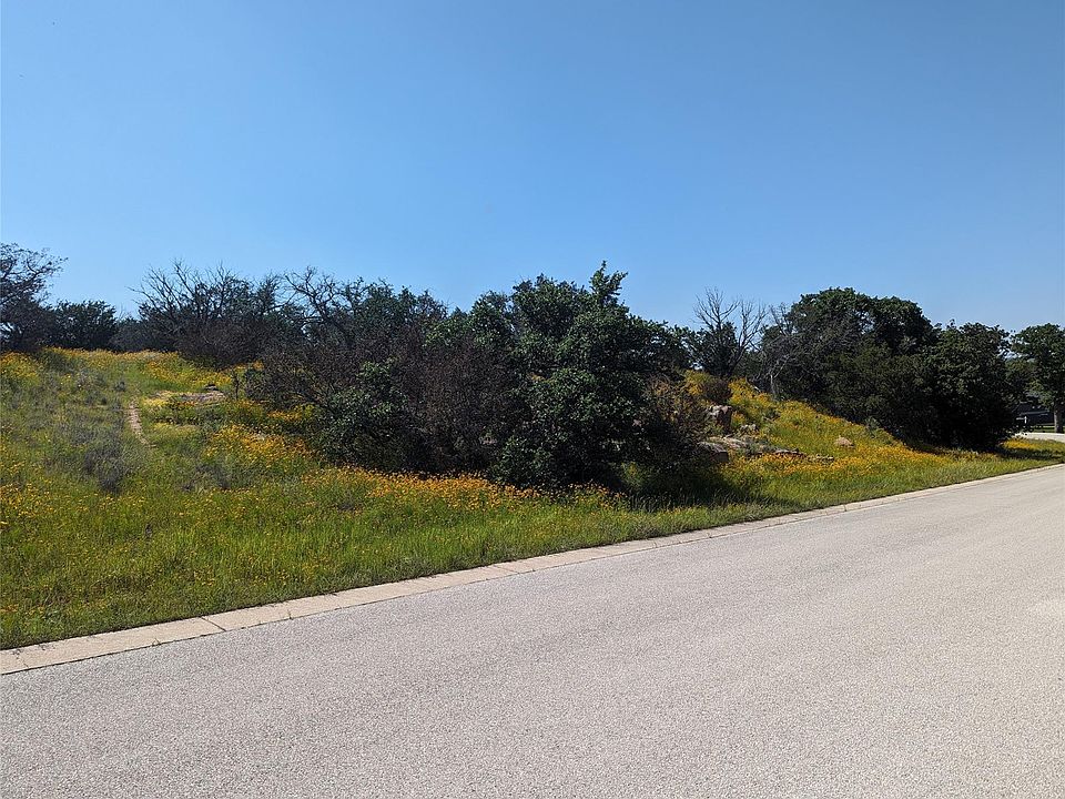 1st image of 79 Peninsula Dr