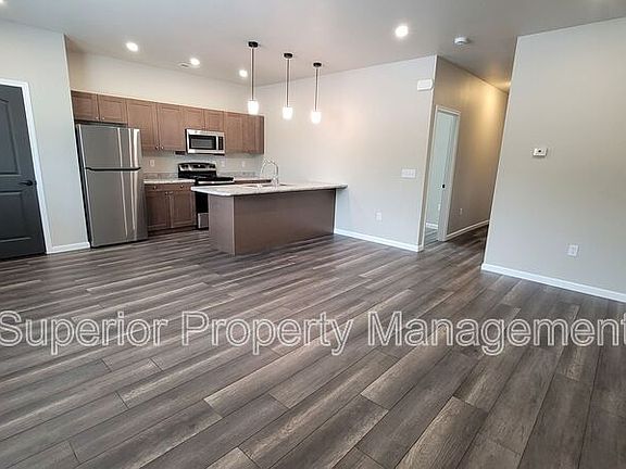 5th image of 3702 Rock Springs St #A