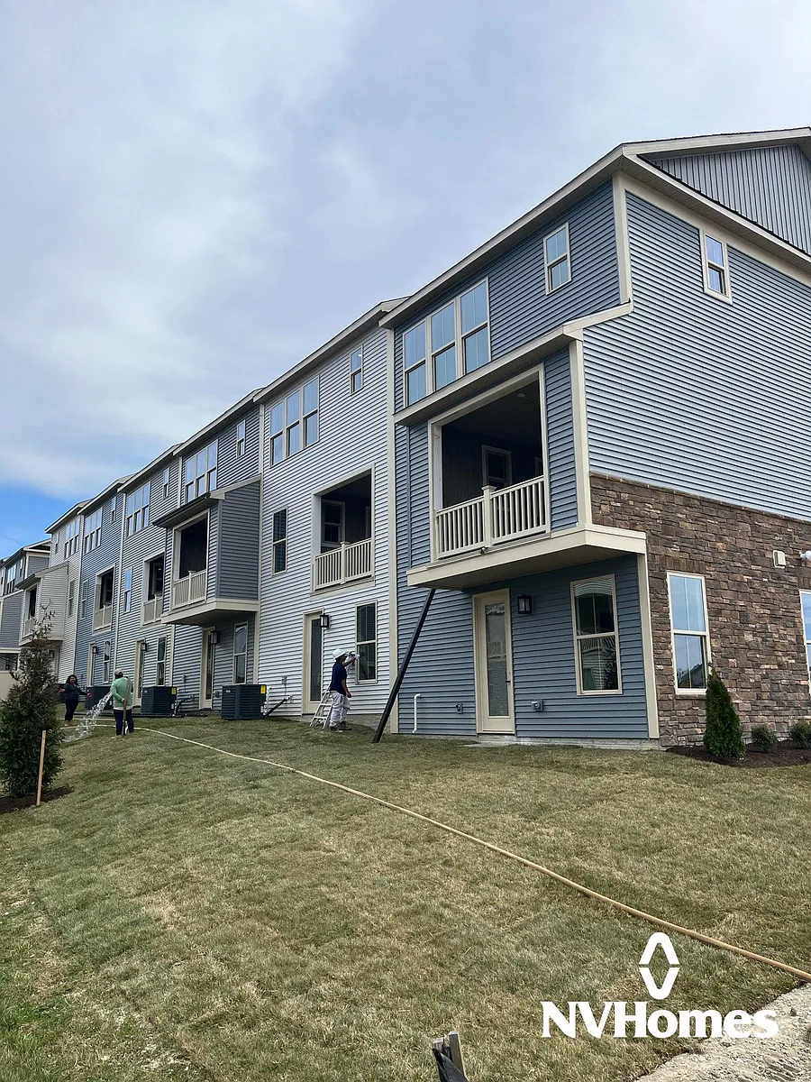 Building Photo - 10104 Bluegill St