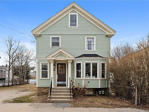 3rd image of 629 Thames St