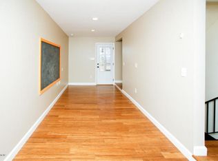 2615 Ridgeview Dr, Kalamazoo, MI 49008