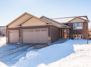 1302 Lecy Ln NE, Stewartville, MN 55976