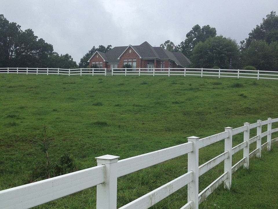 2nd image of 4840 Loretto Rd