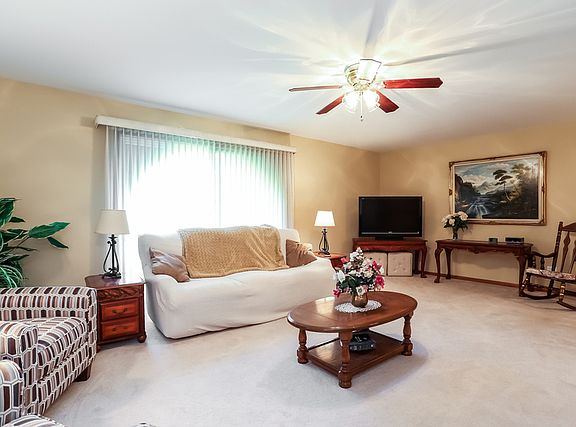 4th image of 2560 Salceda Dr