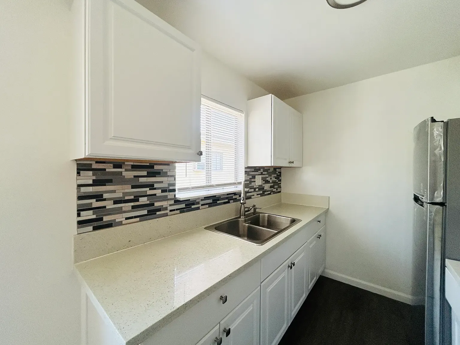 1 bed, $1,849 — Photo 4