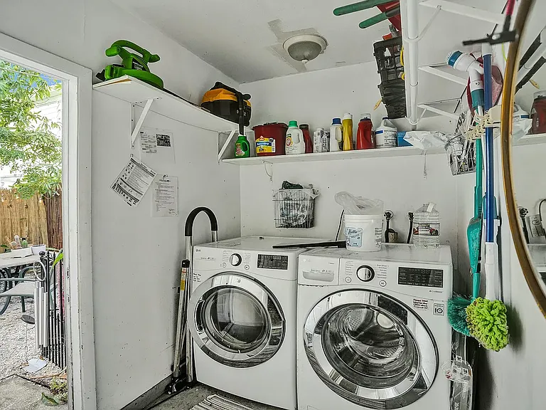 420 3rd Ave S #2 — Photo 5