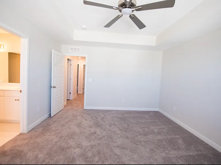 3728 SW Maryville Pl #3728 — Photo 8
