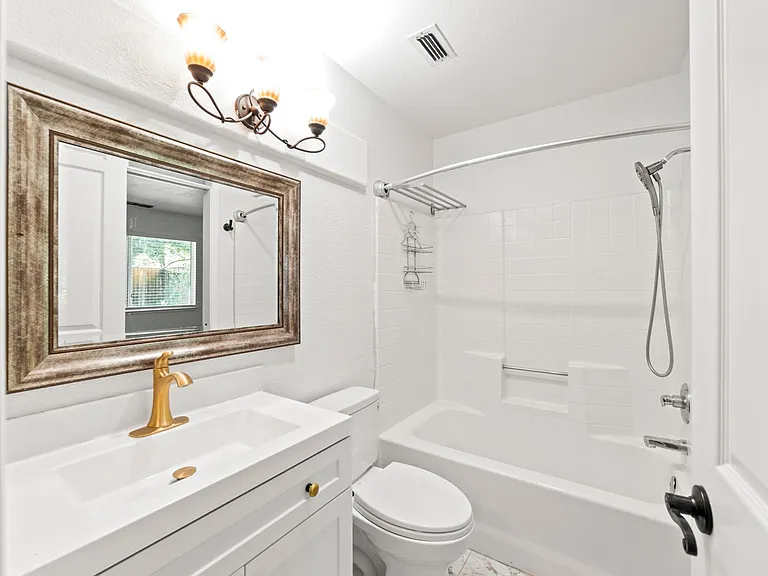 359 Seaton Dr — Photo 18