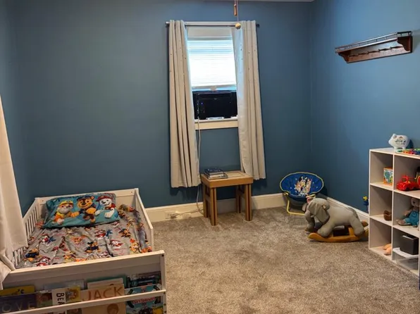 6 Devlin Ave, Burlington, NJ 08016
