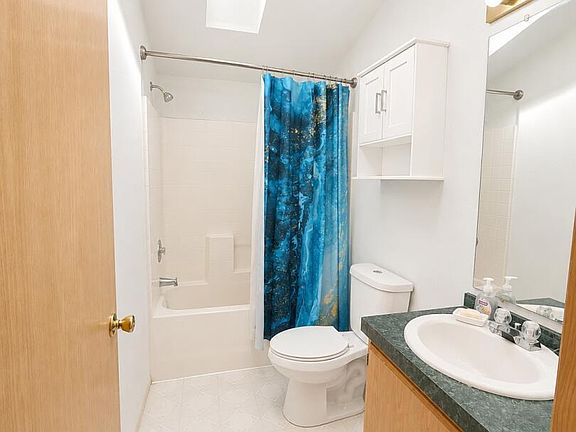 5th image of 275 Sallsten Rd