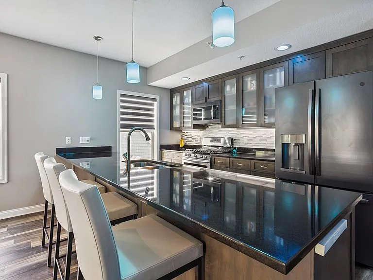 1829 Park Ave #7X — Photo 5