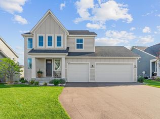 10755 40th St N, Lake Elmo, MN 55042