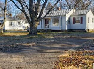 1431 Agard Ave, Benton Harbor, MI 49022