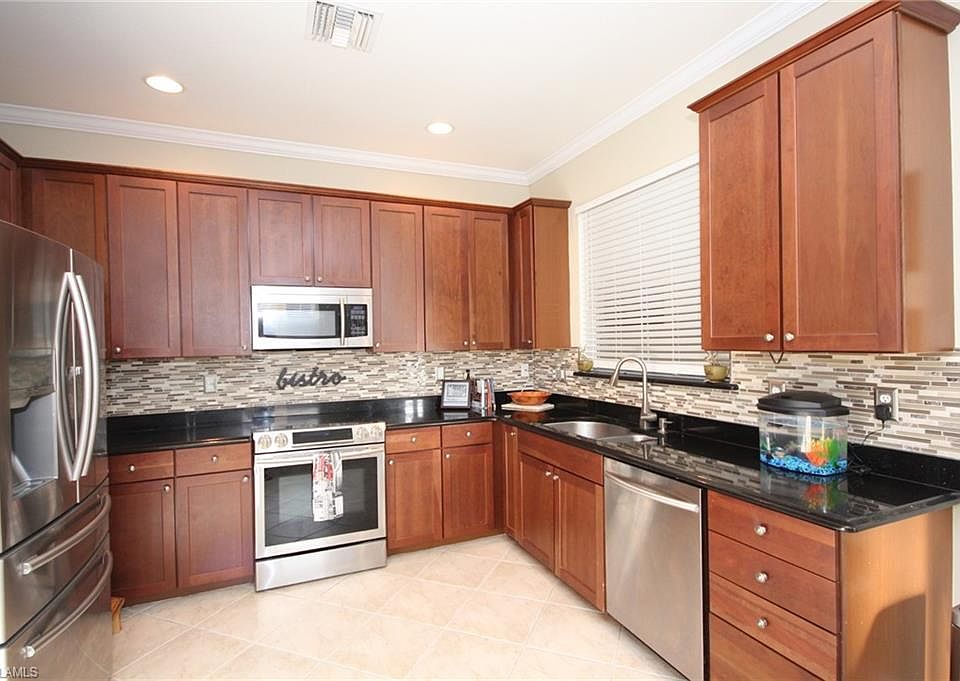 2nd image of 9751 Casa Mar Cir