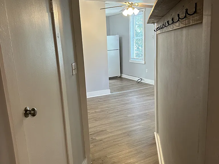 405 Dave Turney St #3 — Photo 4