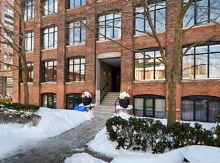 1 Columbus Ave #402-01, Toronto, ON M6R 1S1