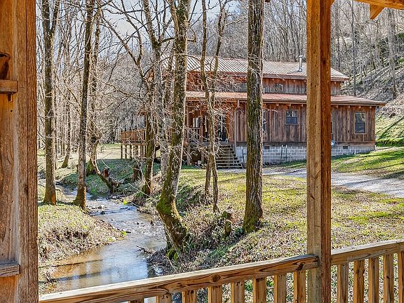 29th image of 3331 Adamson Branch Rd