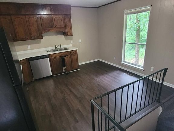 2nd image of 7175 Holland Ln