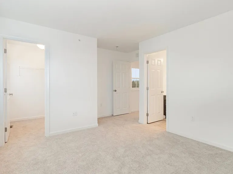 9 Meredith Way — Photo 14