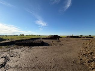 157 Mulberry Loop NE, Minot, ND 58703