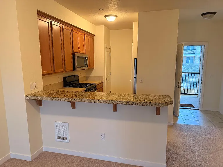 15 164th St SW #B37 — Photo 2