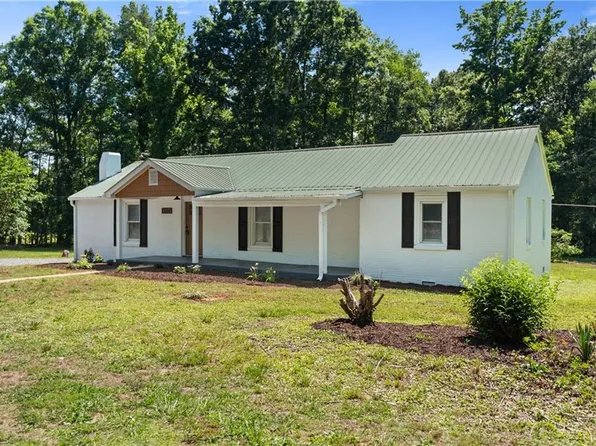 331 Grubb Dr, Denton, NC 27239