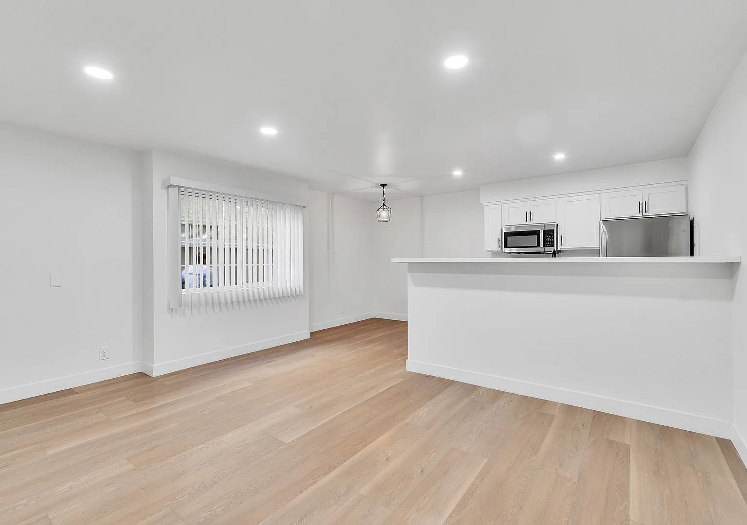 625 Orizaba Avenue — Photo 3