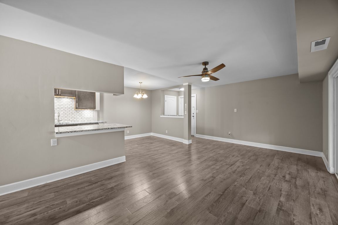 next background image